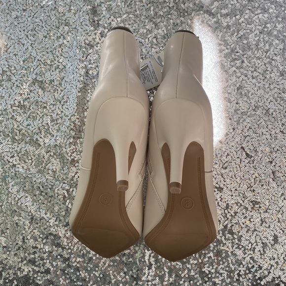 A New Day Women’s Off White Char Heeled Dress Boots Size 8 - Picture 9 of 12